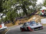 Gianluca Ticci pronto a festeggiare allo slalom “Chiavari – Leivi”